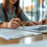 Différence entre dépôt de garantie et caution: explications détaillées